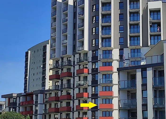 Przy Mogilskiej Z Miejscem Postojowym